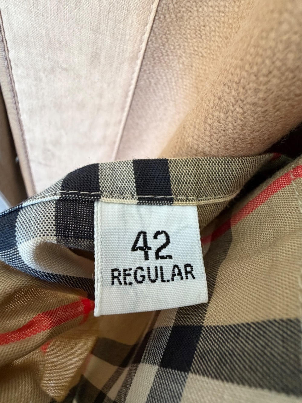 BURRYBERRY TRENCH COAT - Picture 8 of 14
